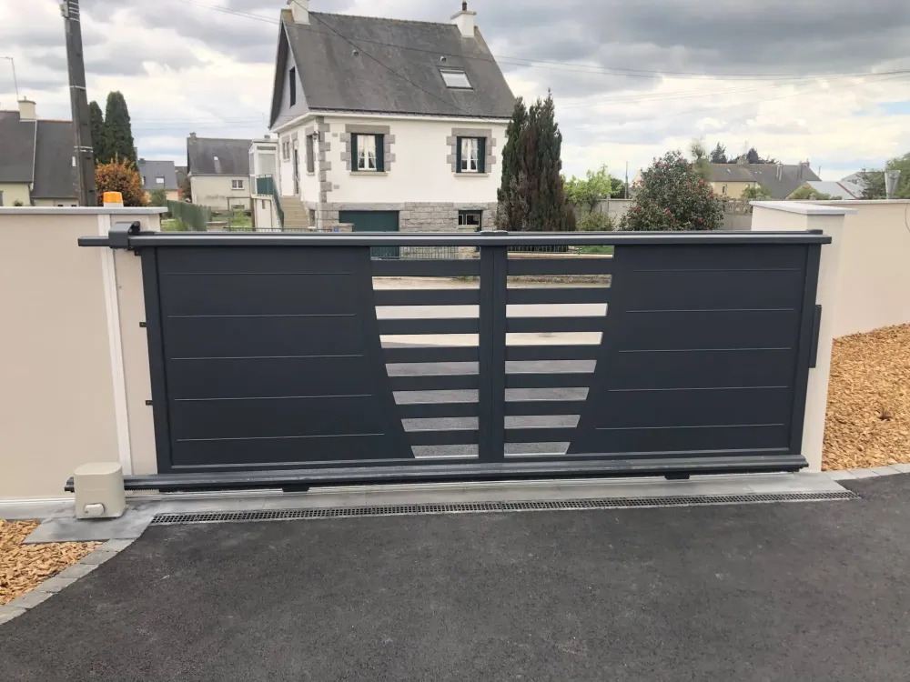 Dépannage portes et portails près de Combourg
