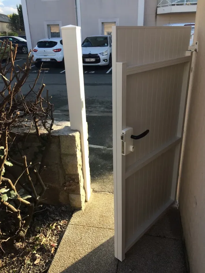 porte-entree-jardin